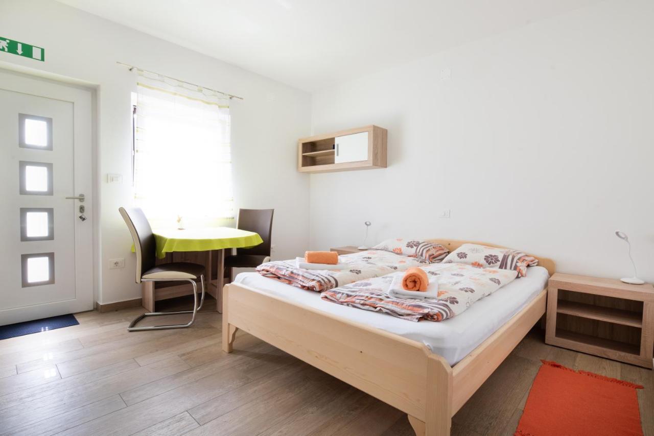 House Dormica Apartment Trenta Ngoại thất bức ảnh